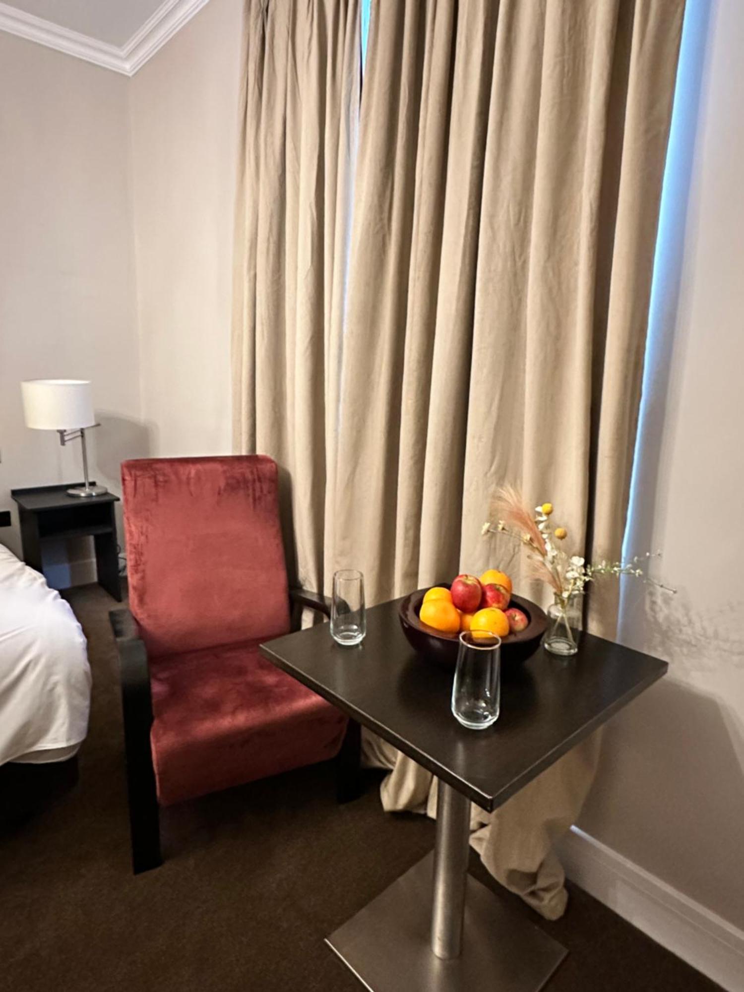 Green Ariana Hotel - Near Wembley And Central Londra Dış mekan fotoğraf