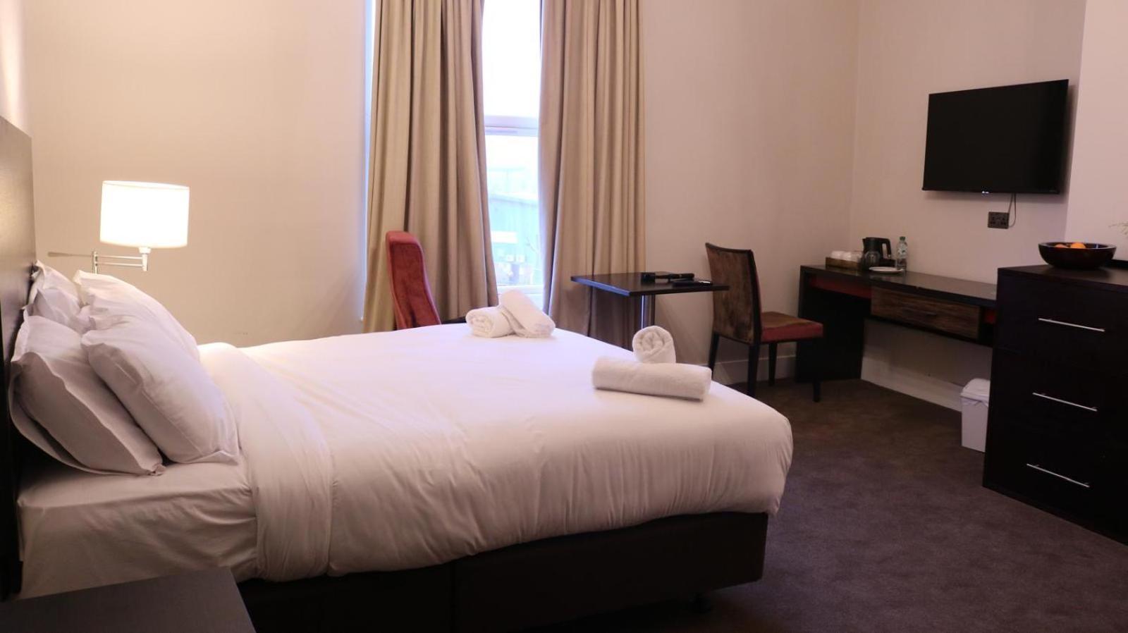Green Ariana Hotel - Near Wembley And Central Londra Dış mekan fotoğraf